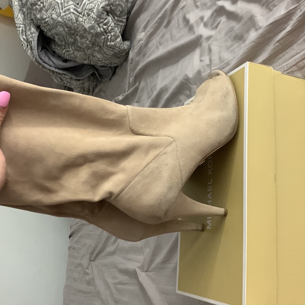 Booties - Picture 3 of 6